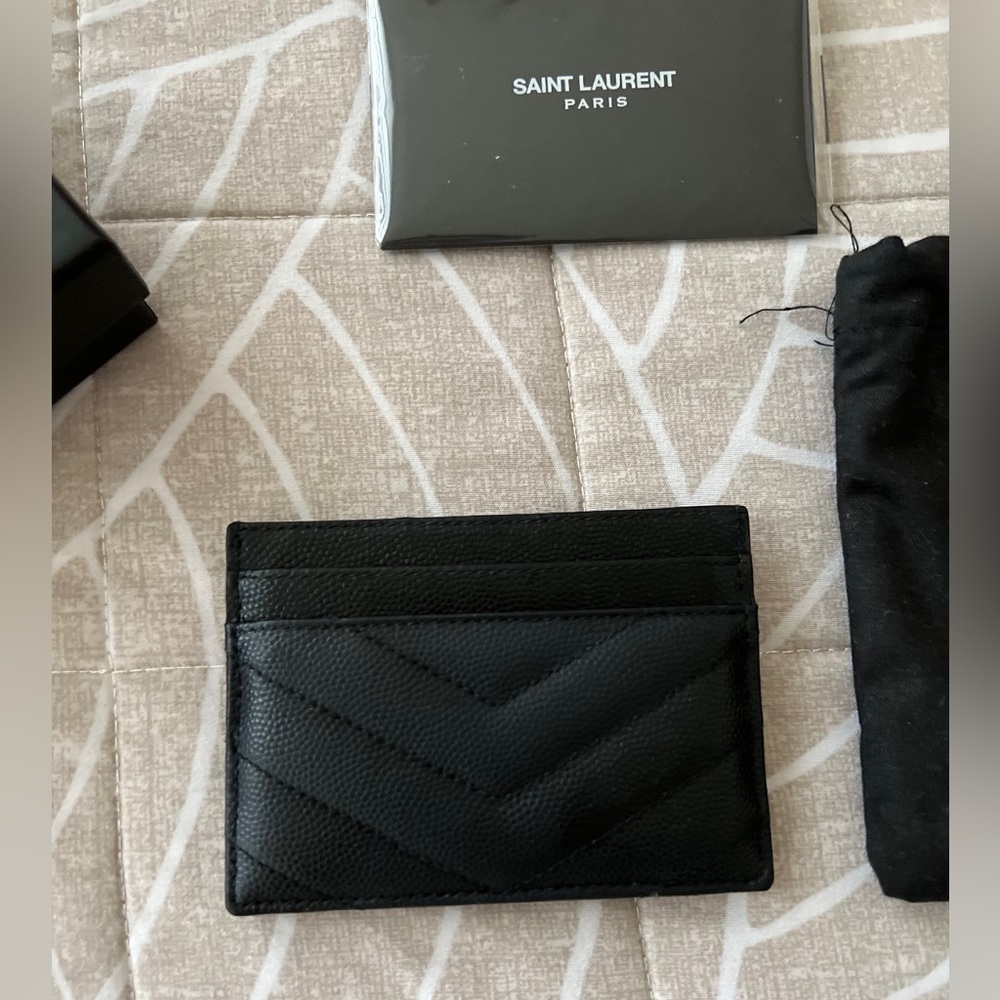 (SOLD) Saint Laurent Card Holder - Picture 3 of 6